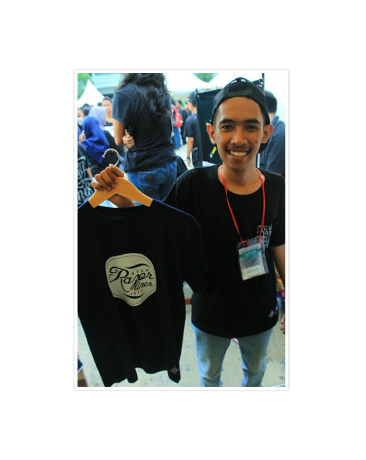 RAZOR.LINES.Clth™ tweet media