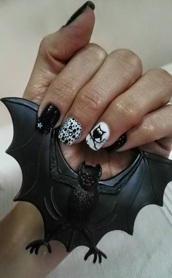 arteunas_espana's tweet photo. Ganadora concurso Halloween Arteuñas. Modelo usado G76. compra en https://t.co/qdmQw3R1IG #arteuñas   #halloween https://t.co/WMMjqExjya