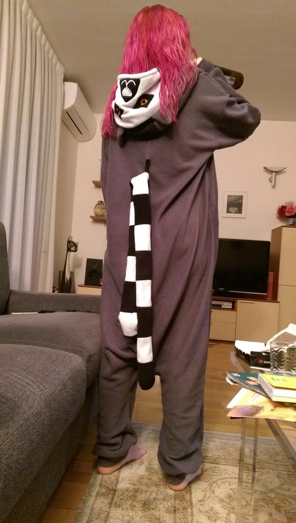 kurenyan0's tweet photo. Confirmado, @Alba_Scandic tiene un rabo gigante #DHV2015 https://t.co/zOTS2Z9w12