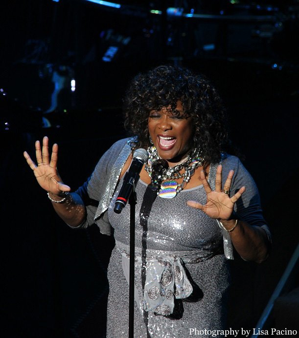 VLPacino's tweet photo. @lodivadevine @thesherylralph @DivasSimplySing #DIVA25 #CureAIDS Los Angeles, October 24, 2015. Photo @VLPacino https://t.co/0p8AtjrpUq