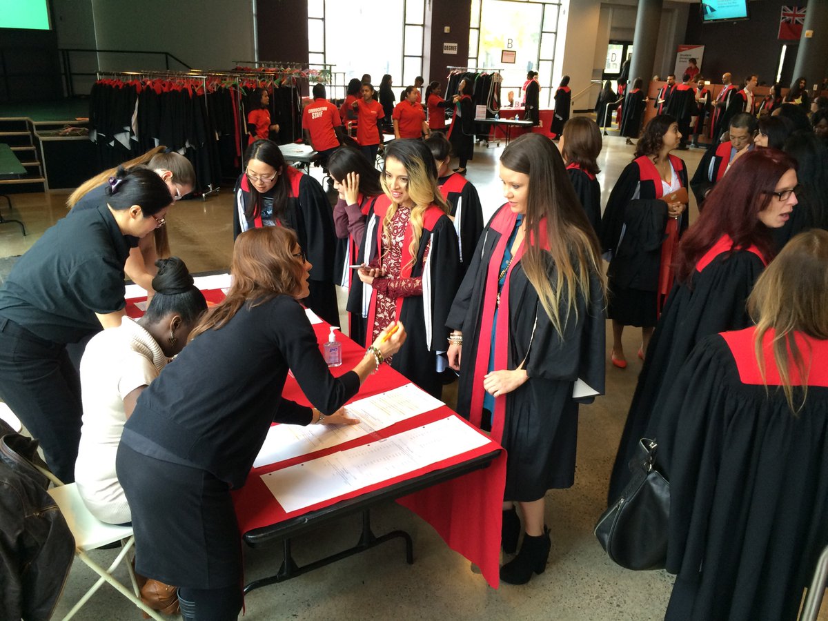 SenecaPoly's tweet photo. Checking in. When your name is on the list it's official; you're graduating! #SenecaGrad2015 https://t.co/MakrdOG6oH