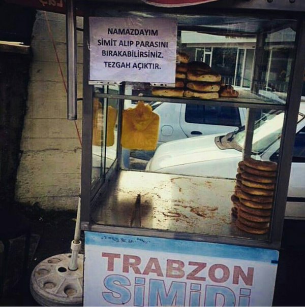 Trabzonsporuz's tweet photo. Burası Trabzon ! 

Fotoğraf: Yunus Emre Sel https://t.co/iKmKpVt8Dy