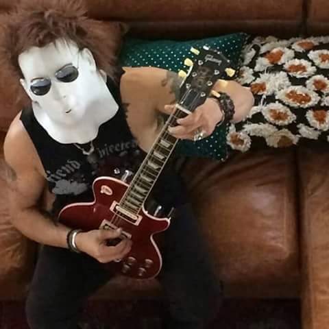 Slash_Trinidad's tweet photo. Happy Halloween to @Slash & all my my wonderful followers. #SlashTrinidad #Slash #Rocknroll #loveit #thehellwithin. https://t.co/J3CTr7s8C8