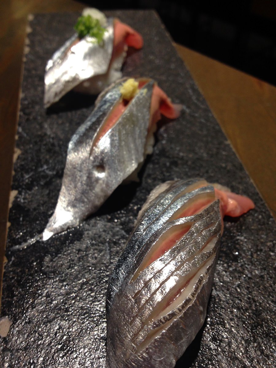 JaBistro222's tweet photo. #jabistro SP @jabistro222: today's special sushi, autumn freshness 'sanma' pacific saury, japan #sashimi #foodie https://t.co/r2n36U929n