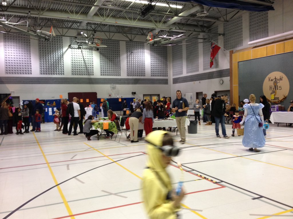 Join us at booonanza kortright hills public school 1-4pm today!! #halloween2015 #KHNG
