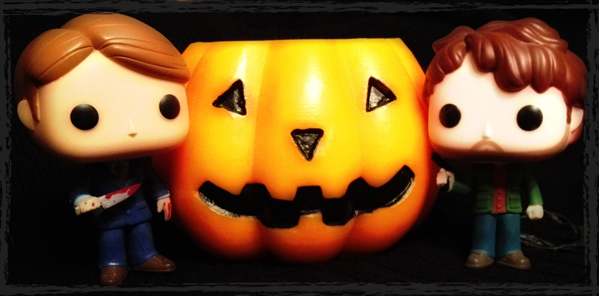 MadsItaly's tweet photo. @BryanFuller My #tinyhannibal and my #tinywill are ready for this #halloween! STAY SAFE! #hannibal forever https://t.co/20i87aGjE2