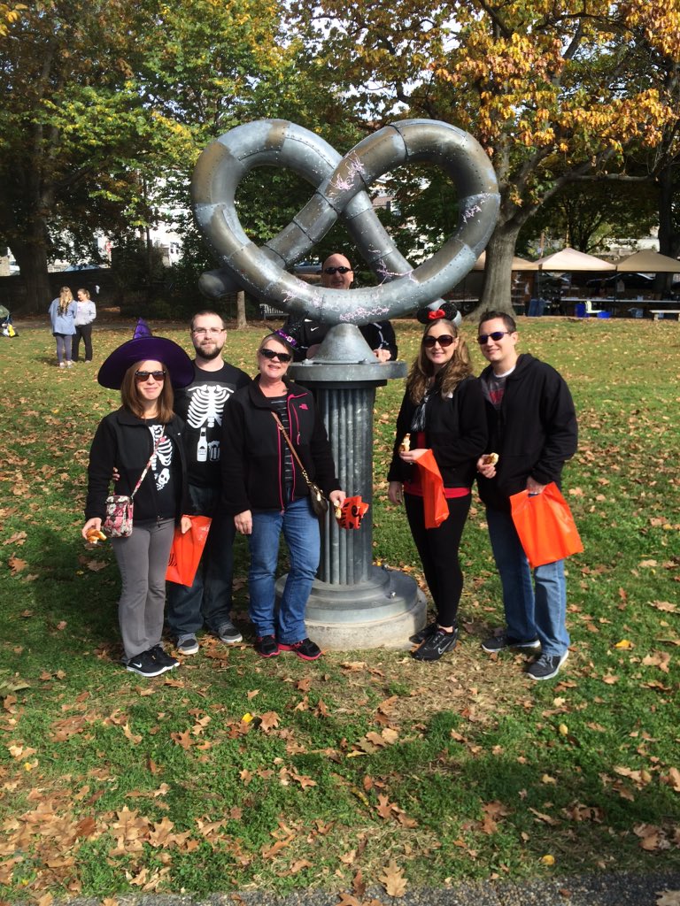 kmorg819's tweet photo. #chewphilly tasting tour https://t.co/afUsAndFhf