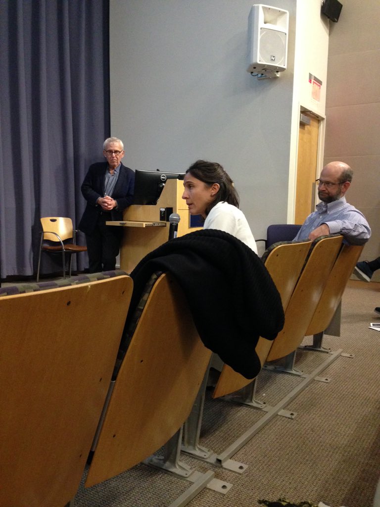 araujohistorian's tweet photo. Questions and answers: panel Atlantic Abolitions in the #GLC2015 https://t.co/KCh76fmx68