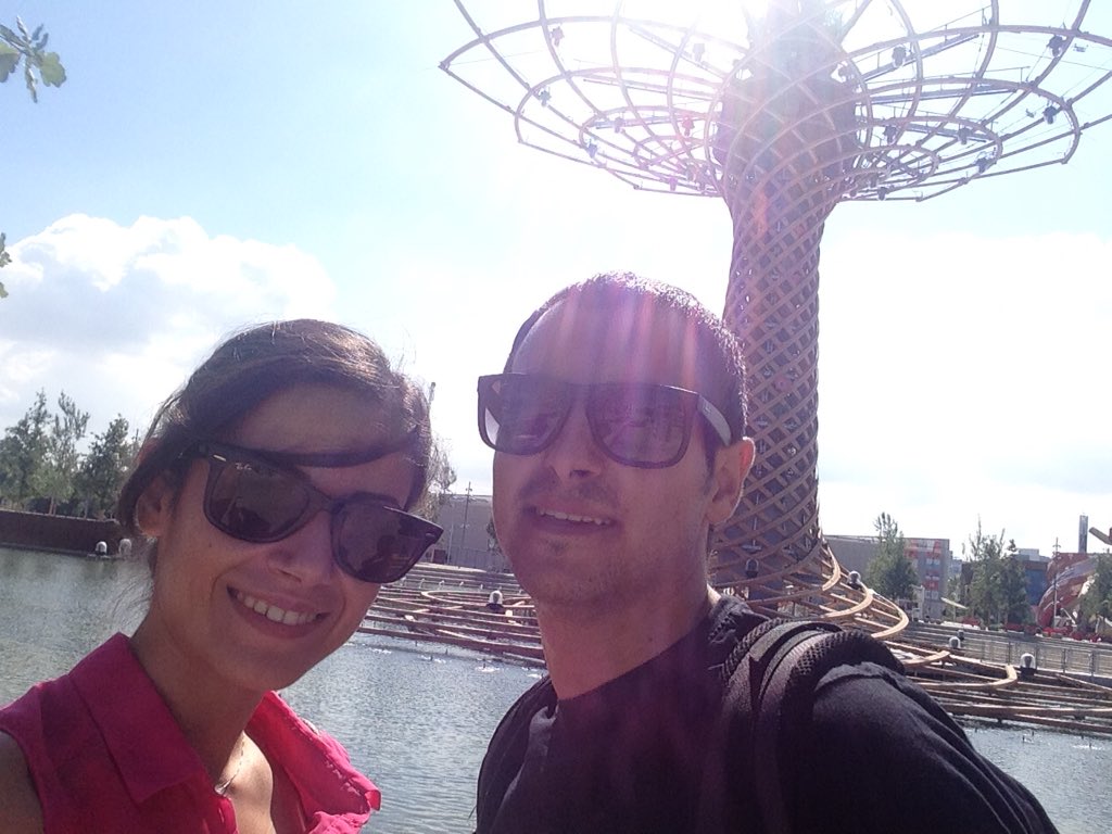 GBillari's tweet photo. Felice di essere stata una dei 21mln! @Expo2015Milano #orgoglioExpo  #orgoglioitaliano https://t.co/r6UqKKcUF8