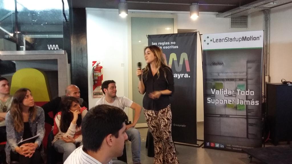 lean_motion's tweet photo. Preparando el pitch final. Últimas indicaciones. https://t.co/iD0oEhGE8t