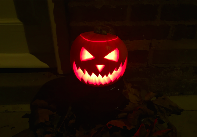 Who needs tea lights when you have #uplights! Getting creative this Halloween! #2000LumenPumpkin #ColourPoint