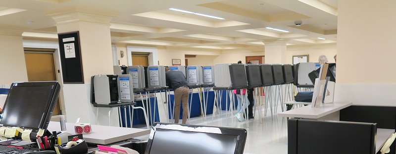 SFElections's tweet photo. City Hall Voting Center open Sat and Sun, 10-4. to all registered #SF voters. Monday 8-5. EDay 7-8. 

#sfelections https://t.co/skRj8sG4LA