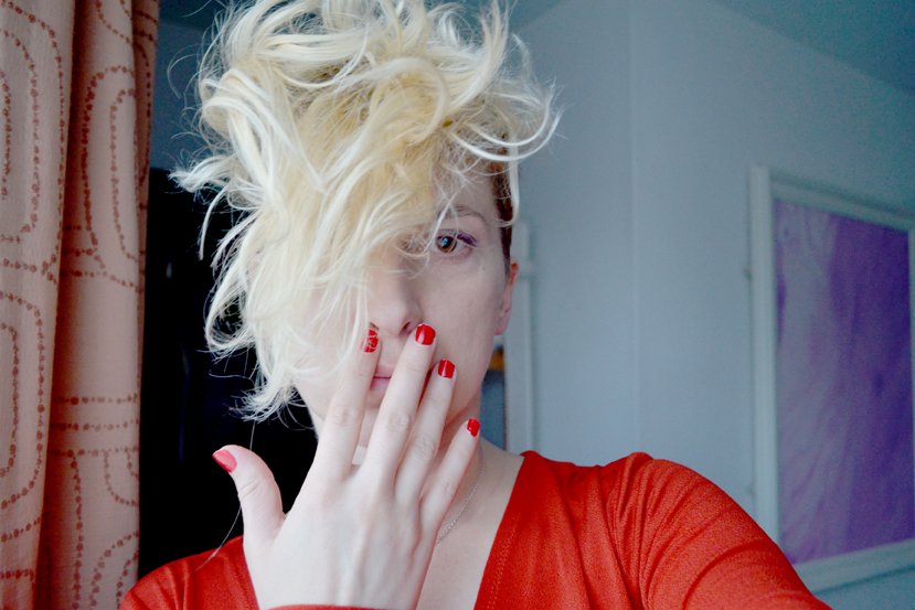 vu33's tweet image. echo photo taken by wioletta seager #reddress #Birmingham #PHOTOS #GALLERIE #Recognition #blond #portrait