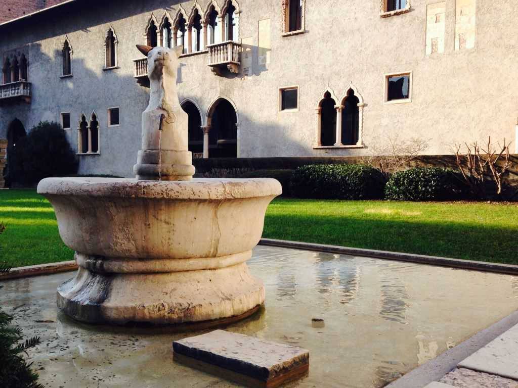 Scopri la storia di Verona attraverso la sua #arte e i suoi piatti tipici!
#ExpoVeneto expoveneto.it/it/18234/a-spa…