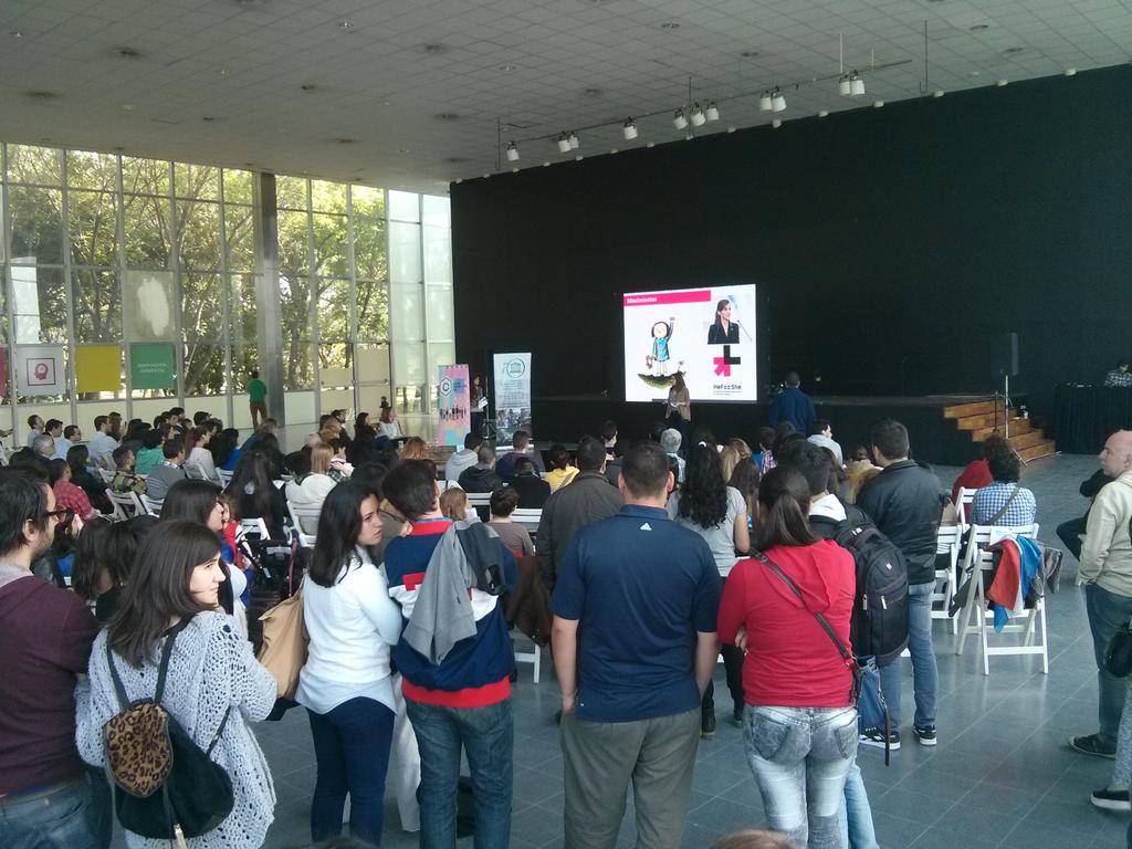 apprightme's tweet photo. En la Final COMPROMETIDOS de #fiiS2015 ¡Felicitaciones! @fiiSorg @ashokaAr @socialabAr https://t.co/IAFeM4qAze