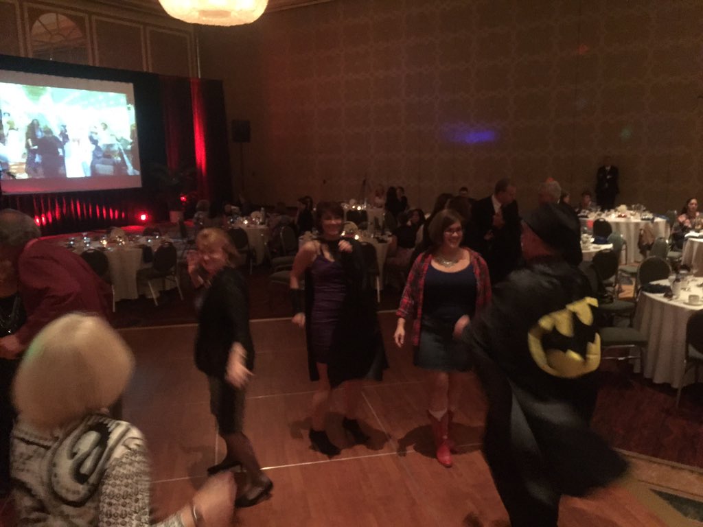 sakhayner's tweet photo. A few fun picts from the diamonds and denim gala @ACRM #PIRR2015 https://t.co/vt9y9NbLlU