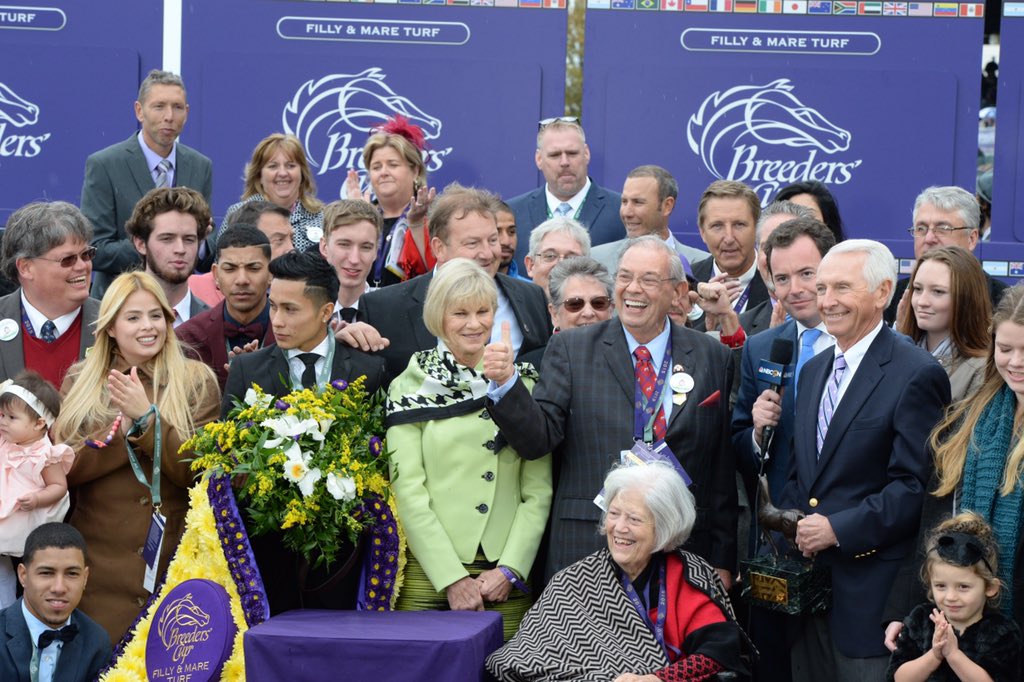 BH_AEberhardt's tweet photo. #StephaniesKitten with Irad Ortiz Jr. Wins #BC15 #FillyMareTurf @keeneland @BreedersCup for @Ramsey_Farm https://t.co/NfZ8d6XPXP