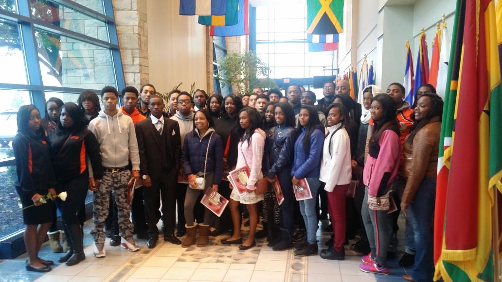MissGelaw's tweet photo. Celebrating the life of Andre Smith. You are greatly missed! @BoganBengal79 #2Dre2016 @livingwd https://t.co/tH7g96suXN