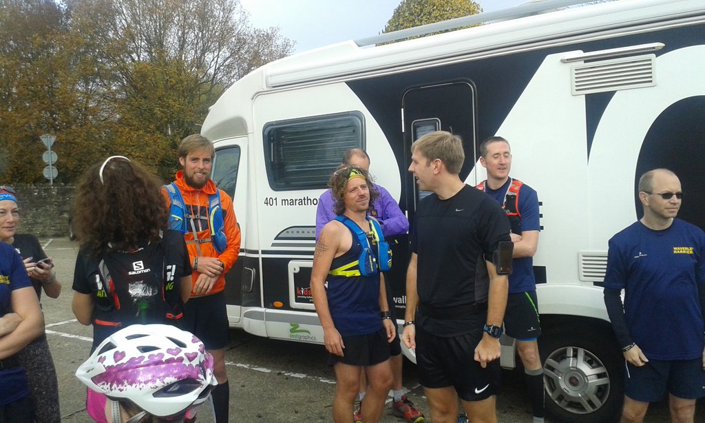 WaverleyHarrier's tweet photo. Waverley Harriers...a great day supporting the amazing Ben Smith....401 consecutive marathons https://t.co/x1NGoUvdql