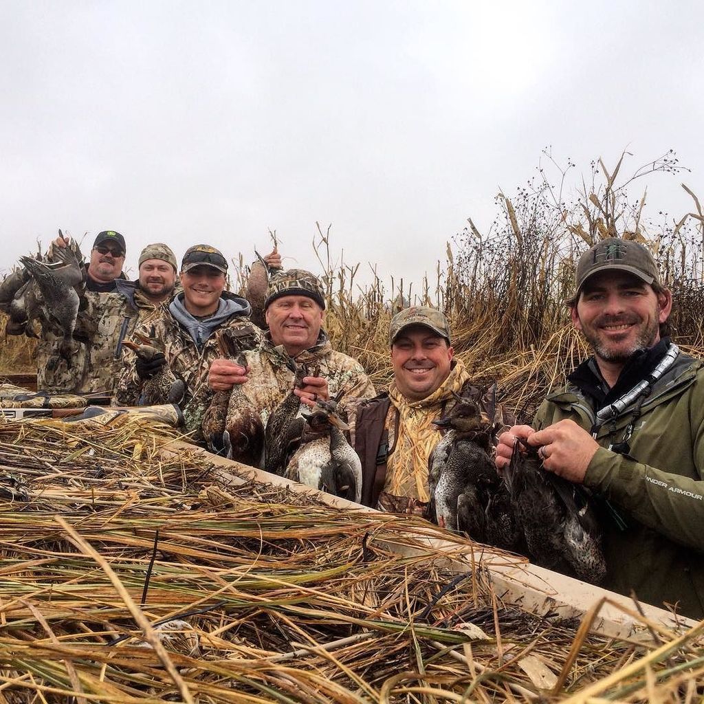 TonyVandemore's tweet photo. #Duck2015 started off with rain...and raining ducks!!! Happy Halloween!
#BehindTheHunt #M… https://t.co/bphwggZIEz https://t.co/j5cympR83C