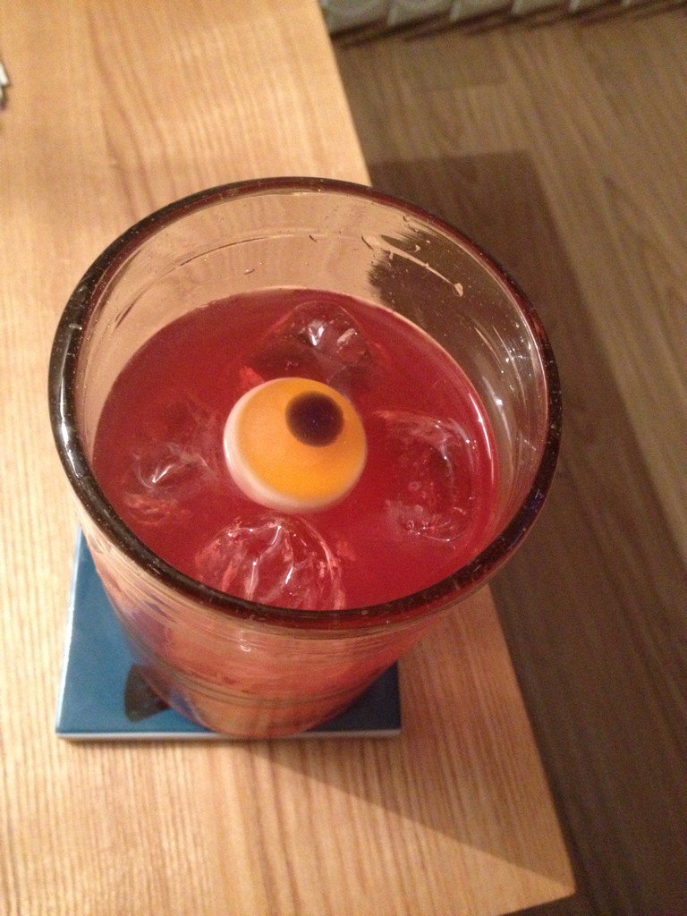 ThePRShunter's tweet photo. There's an eyeball in my vodka cocktail #lethalmix #Halloween https://t.co/kiNofaSsxP