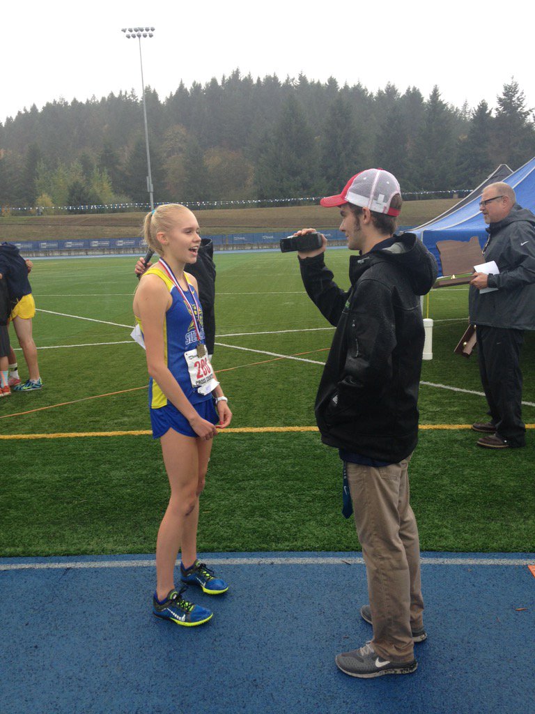 ORMilesplit's tweet photo. Celie Mans, with a time of 18:35, is the girls 4A state champion! #ORstatechamps https://t.co/a58Pl4Q1l0
