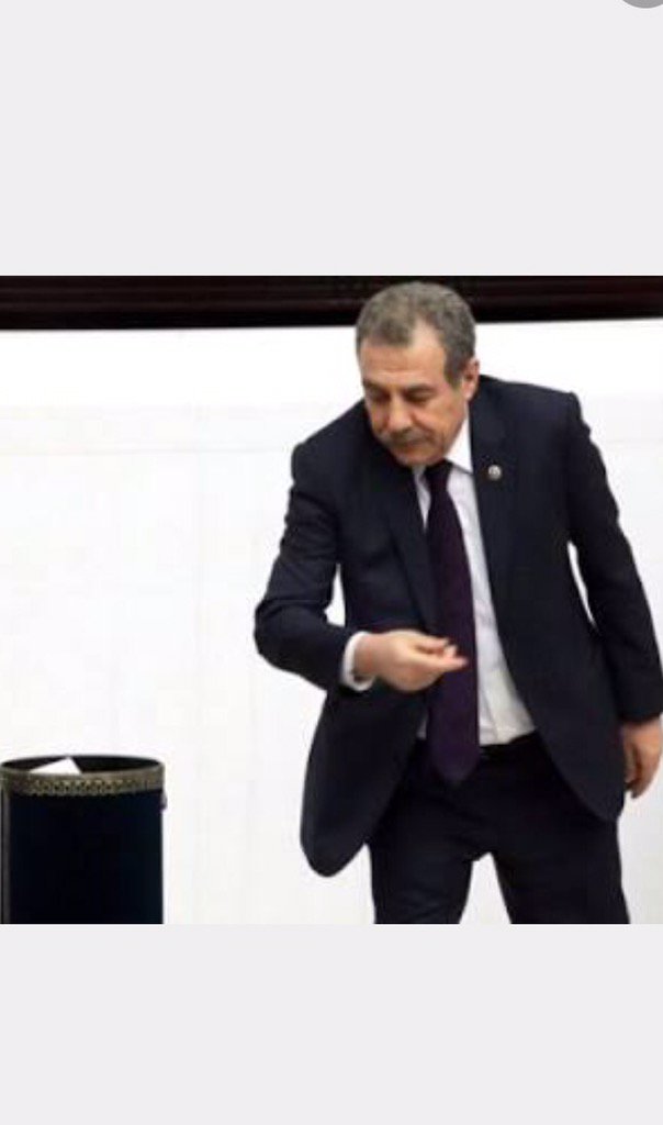 yarın oyunuzu aha böyle efeler gibi atın sandığa...
