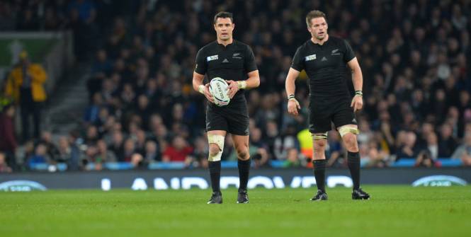 lequipe's tweet photo. 🏉 Dan Carter est-il le meilleur joueur de l'histoire ? https://t.co/UMhbjJLJM2 https://t.co/v6AF1Se2jb