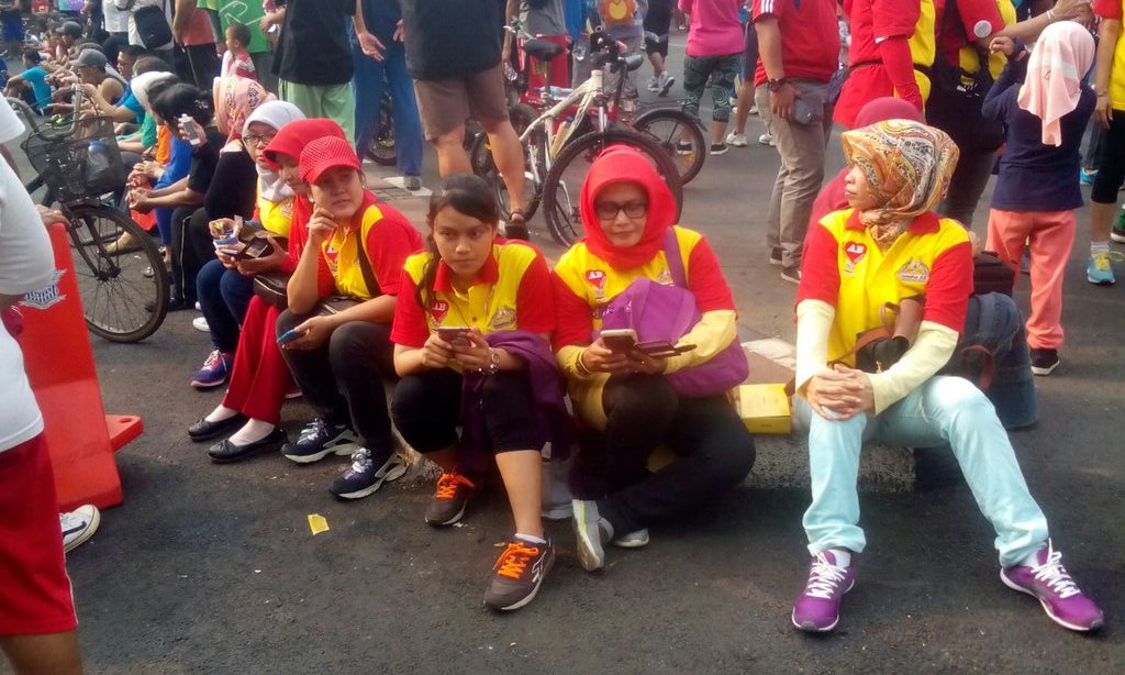 Menunggu tugas atau menunggu snacks.....