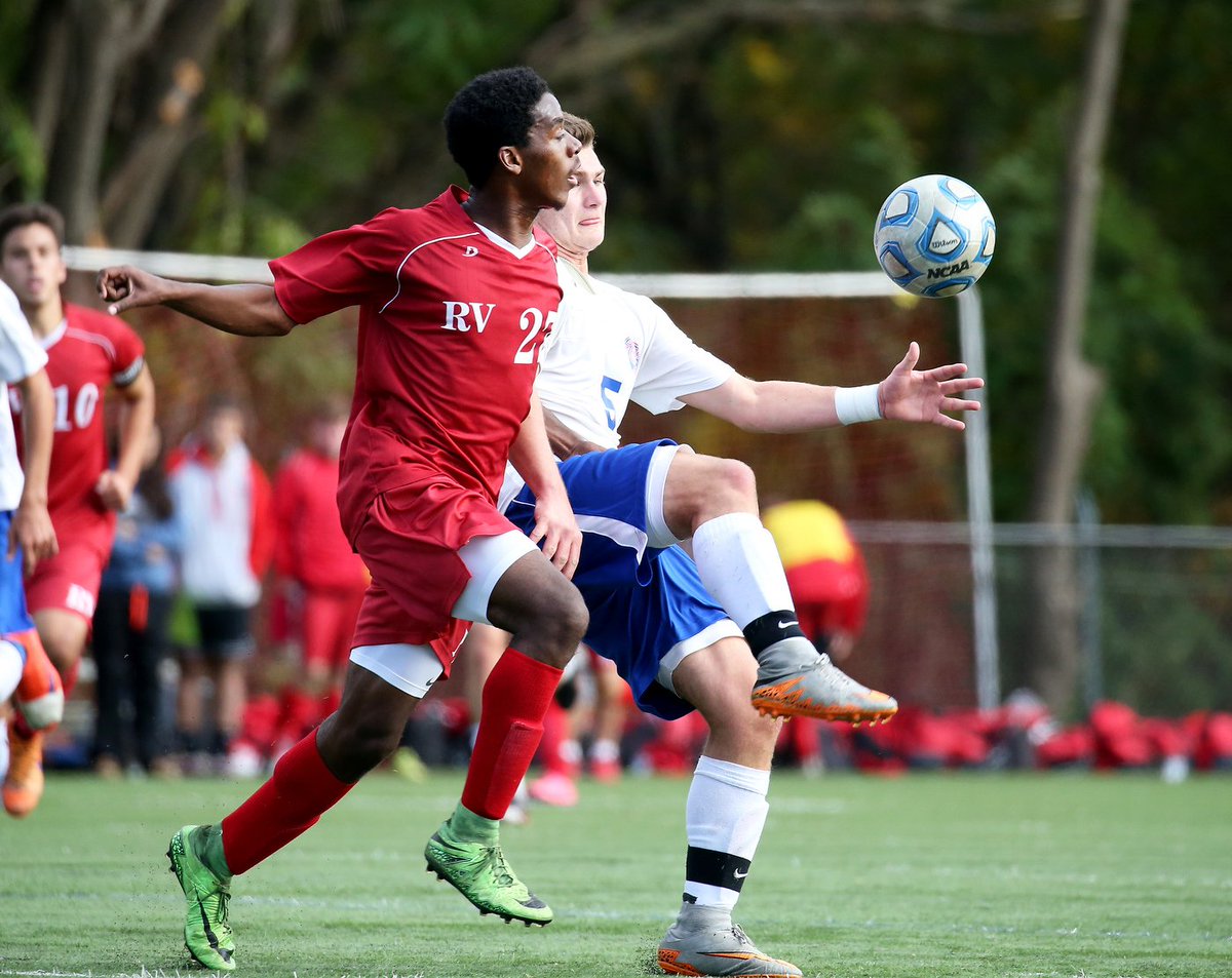 PhotogLori's tweet photo. PHOTOS: https://t.co/1vTWXHOvyB Rancocas Valley vs. Washington @TWPSchools #SJSCA soccer @SuperintendWTPS @TwpSoccer https://t.co/jvzMsmnz9s