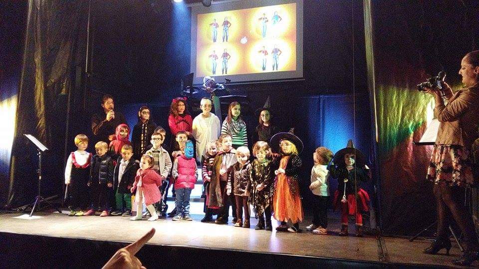 trioaquarium's tweet photo. Tarde/noche animada en #LLANES. Gracias a @el_morru y a toda la organización por contar de nuevo con nosotros. https://t.co/rXotbLjIky