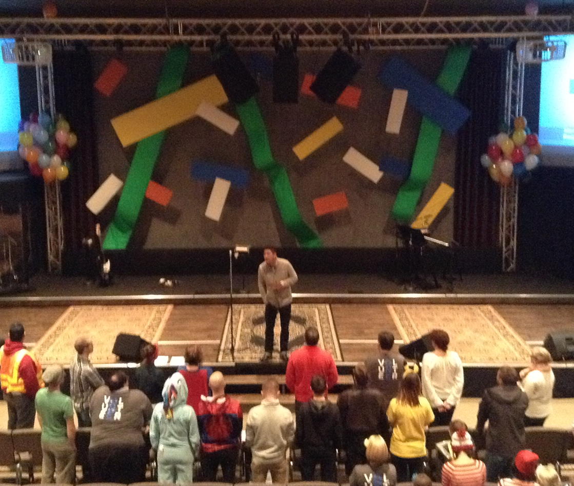 angienparsons's tweet image. Celebration weekend at FFC!! 3D confetti is pretty cool!
#GodisFaithful