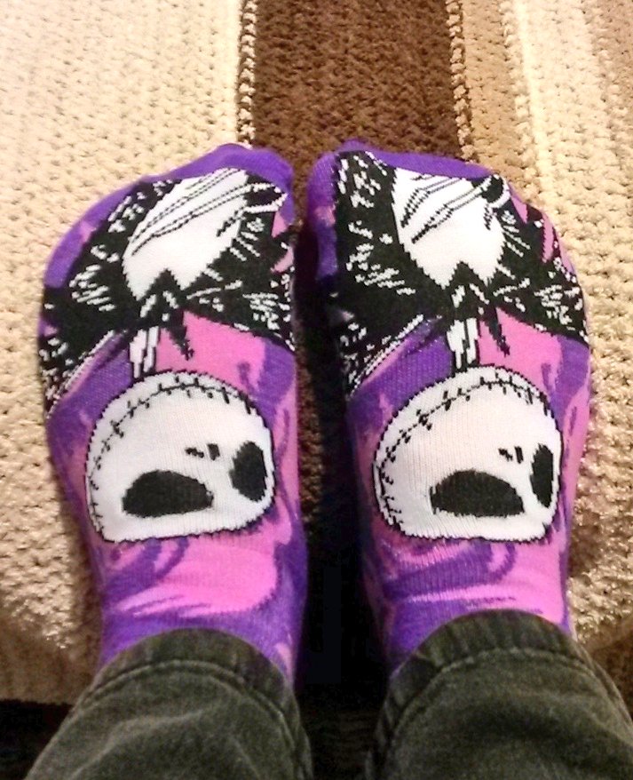 aGirlyLadybug's tweet photo. I'm in the Halloween spirit 😌 #JackSqueleton is watching movies with me.. 👻💀🎃🍫🍭🍬 https://t.co/yhNuYsuGP3