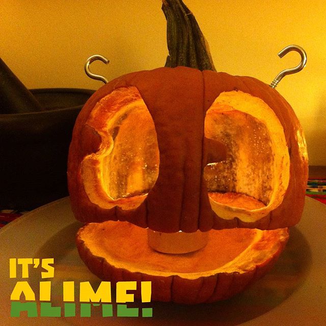 itsalimegame's tweet photo. A burning candle inside a #jackolantern on #Halloween keeps #ivilgor at bay. #itsalime #itsalimegame #gamedev https://t.co/AcQCONftnL