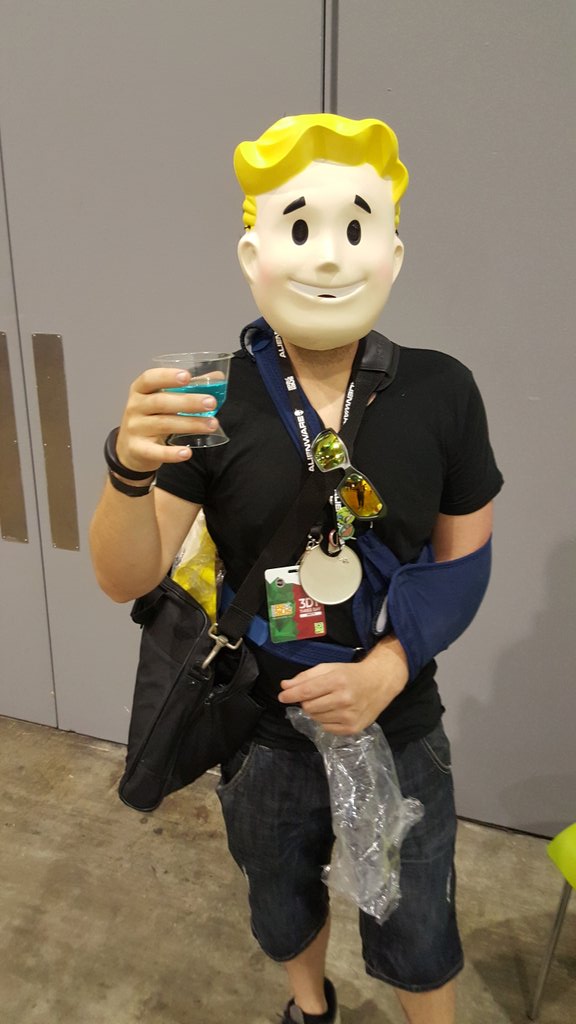 eluder87's tweet photo. #PAXAus taste testing fallout 4 nuka cola https://t.co/Exv2QYY3HO