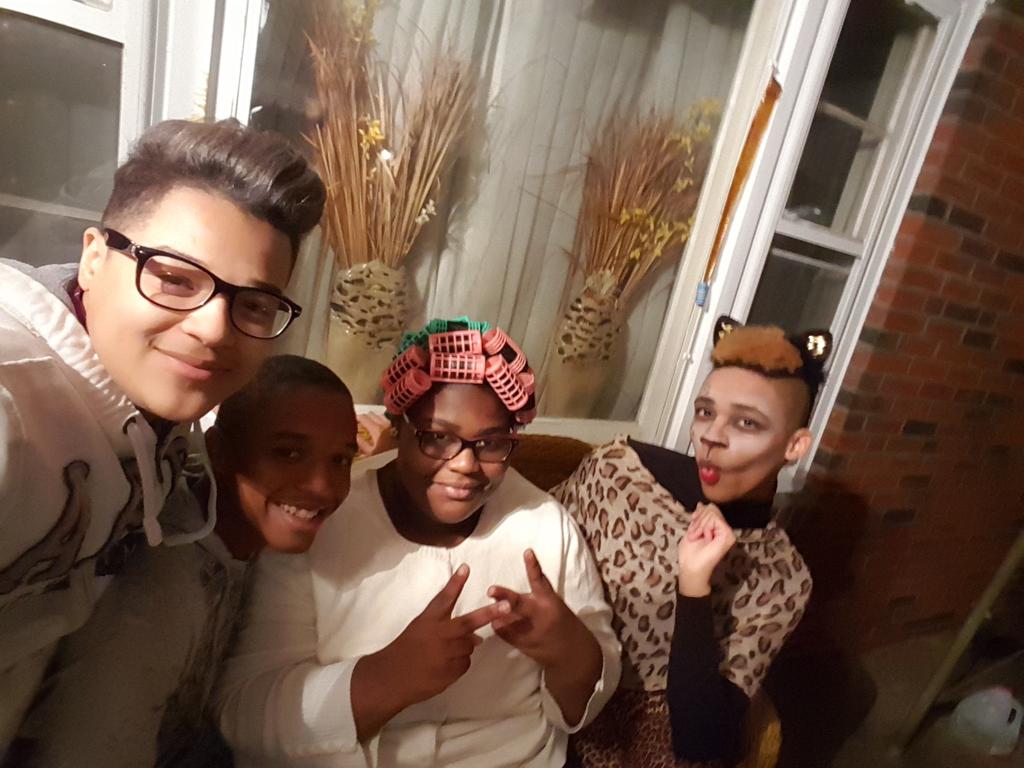 Chris_Von_Koopa's tweet photo. #SQUAAAAADD @karissatheblack @_Tyrrif_ and Khalil https://t.co/jhApLbWmbh