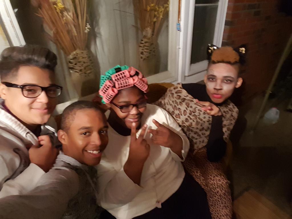 Chris_Von_Koopa's tweet photo. #SQUAAAAADD @karissatheblack @_Tyrrif_ and Khalil https://t.co/jhApLbWmbh