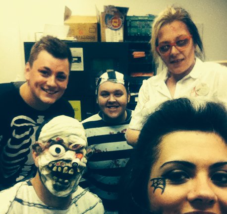 @Fulwood3135  Halloween selfie 😜