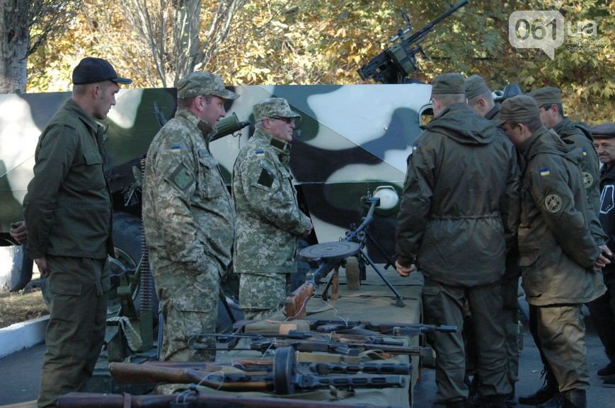 Два тайника с оружием выявлены в зоне АТО - Цензор.НЕТ 9186