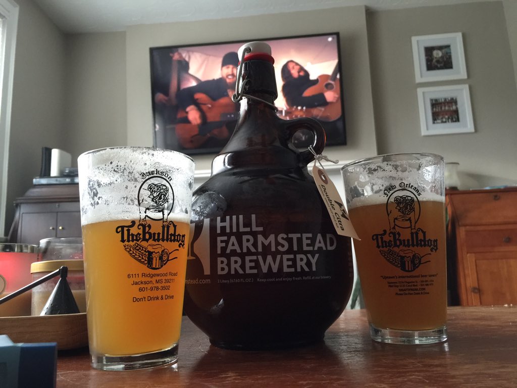 MikeMjeffery's tweet photo. @hill farmstead's #doublecitra with @_maryjane and @zacbrownband #lifeisgoodtoday https://t.co/UdFP65lIXX