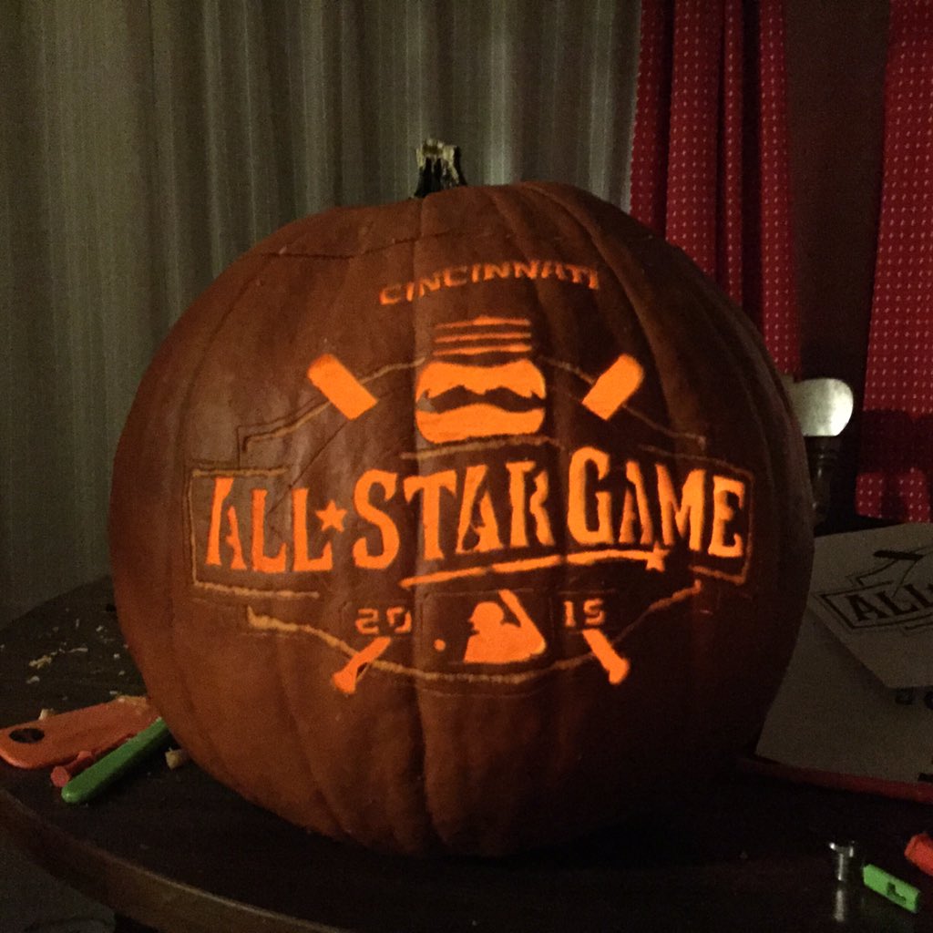 elwin_ransom's tweet photo. @Reds season was scary 😱, but we loved the @MLB @AllStarGame! #ASG #HappyHalloween #MLBoo https://t.co/tsCu0AWQGm