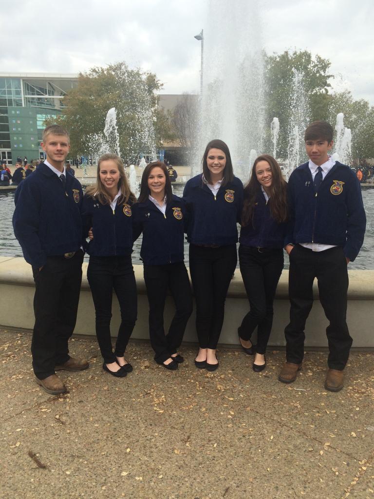 ElkmontHS's tweet photo. Elkmont #FFA Officers #ehsreddevils #lcsforkids https://t.co/zrS95ufBR1