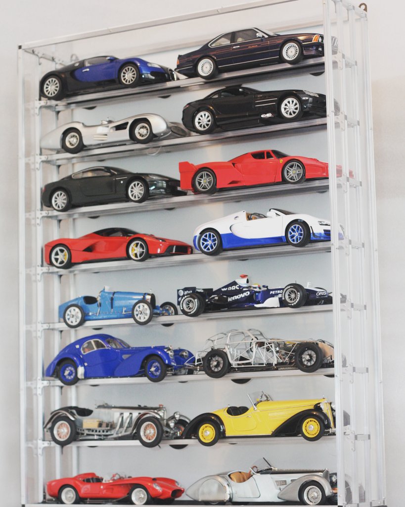 SHOWbox_ro's tweet photo. SHOWbox 16 S new model #Display #curio  #diecast #SIXTEEN #supercars #premiumdisplay #bbrmodels #exoto #highend https://t.co/xzeeuNqaYT