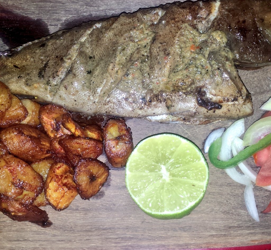 JHairlover's tweet photo. Bon appétit! #Thiof braisé https://t.co/WkkKTPLiG9