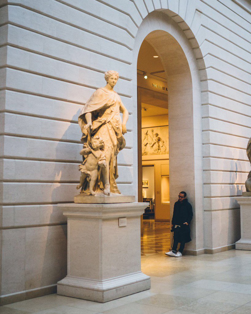 streetdreamsnyc's tweet photo. #EMPTYMET 

@streetdreamsnyc x @metmuseum https://t.co/XrSceVd0Pq