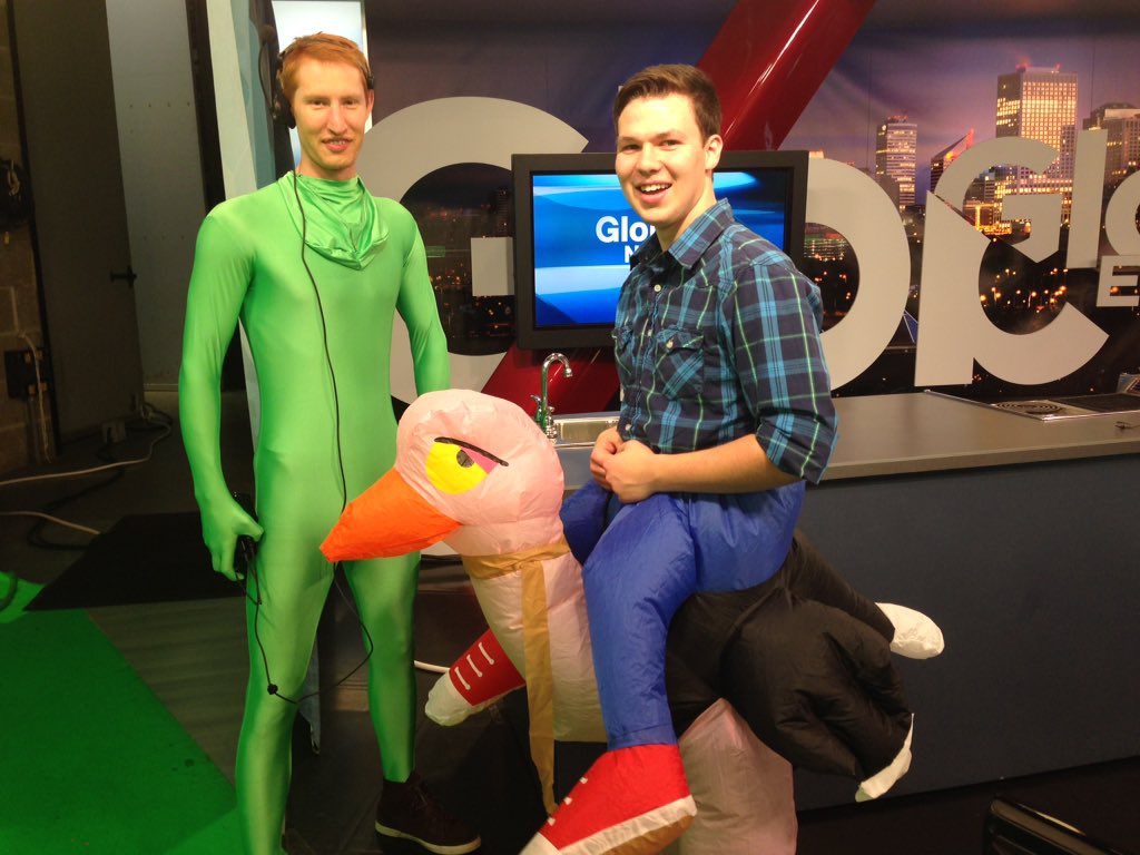 KentMorrison's tweet photo. Looking good @FloorGuyTy and @TotalCanadian #HappyHalloween https://t.co/OeRfynMyiH