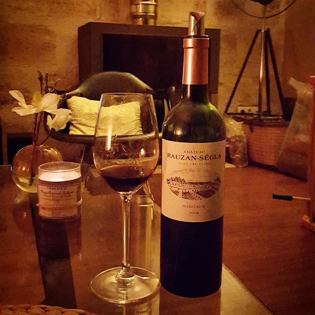 godblessbacchus's tweet photo. Vin du soir bonsoir.Dégustation du mois : Rauzan-Ségla 2008.à venir sur le site. Magique cc @La_Cave_Dourthe https://t.co/ohNmieujIZ