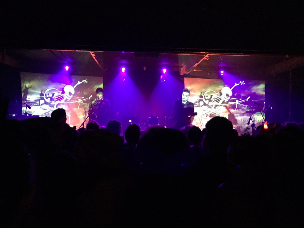 Assembly_ct's tweet photo. We're packing it out at the #HalloweenExtravaganza #DisneyDevils - @KingsDownSouth on stage! https://t.co/htIwzfLjrx