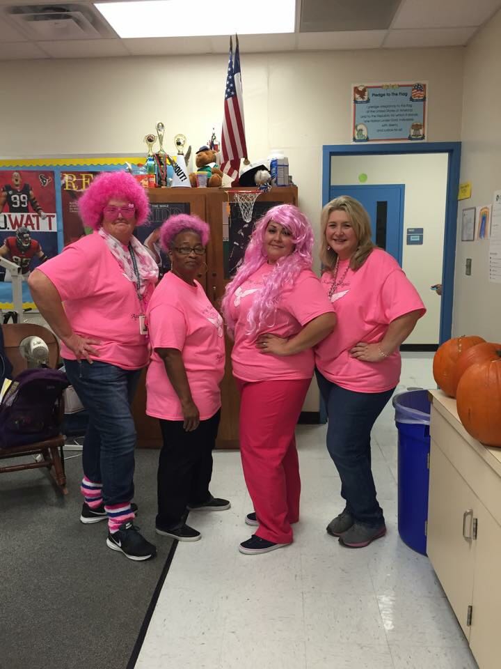 DueittEagles's tweet photo. Awareness! #eaglepride #howweDueitt #pinkouthouston @susangkomen https://t.co/hXQxPK6XqC