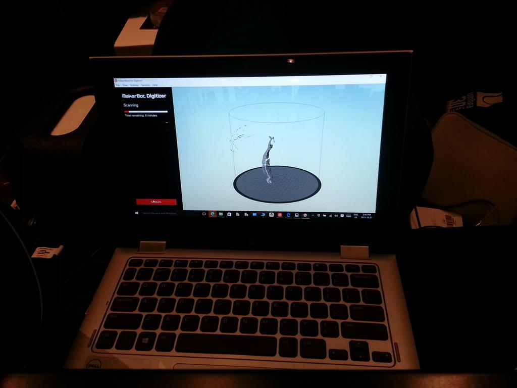 CanadaRobotix's tweet image. Day 2 at #TAVES. Movies with #raspberrypi running #openelec and @MakerWiz beside us is doing some 3D scanning.